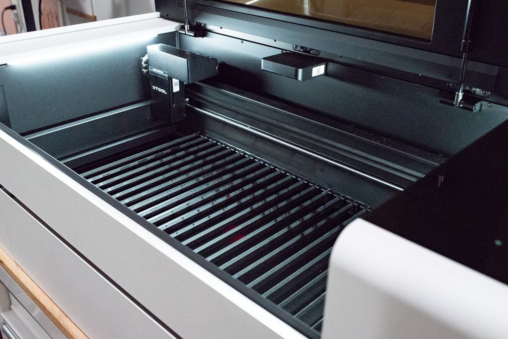 xTool P2S laser bed with slats